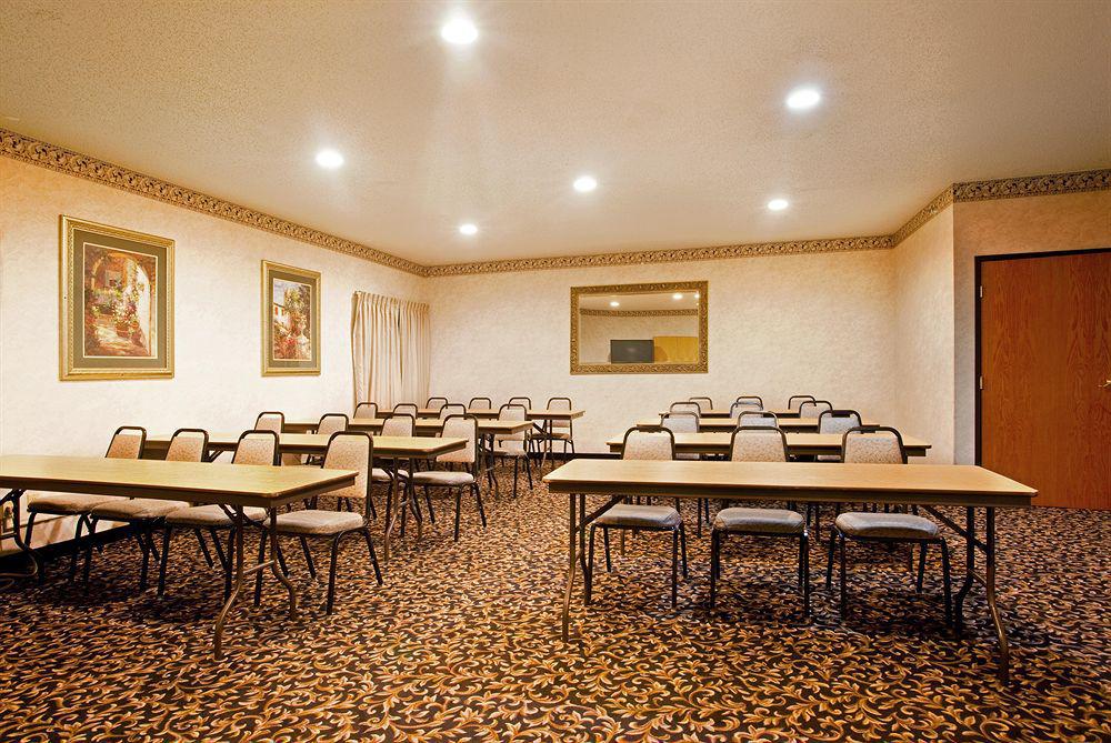 Holiday Inn Express & Suites Chicago-Libertyville By Ihg Exterior foto