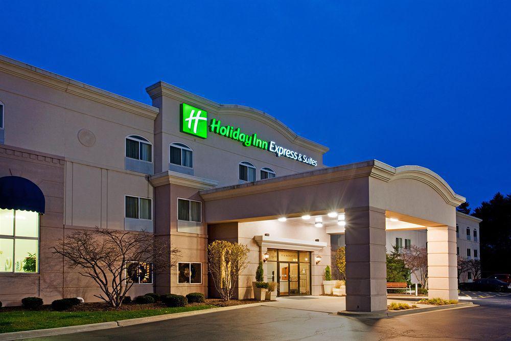 Holiday Inn Express & Suites Chicago-Libertyville By Ihg Exterior foto