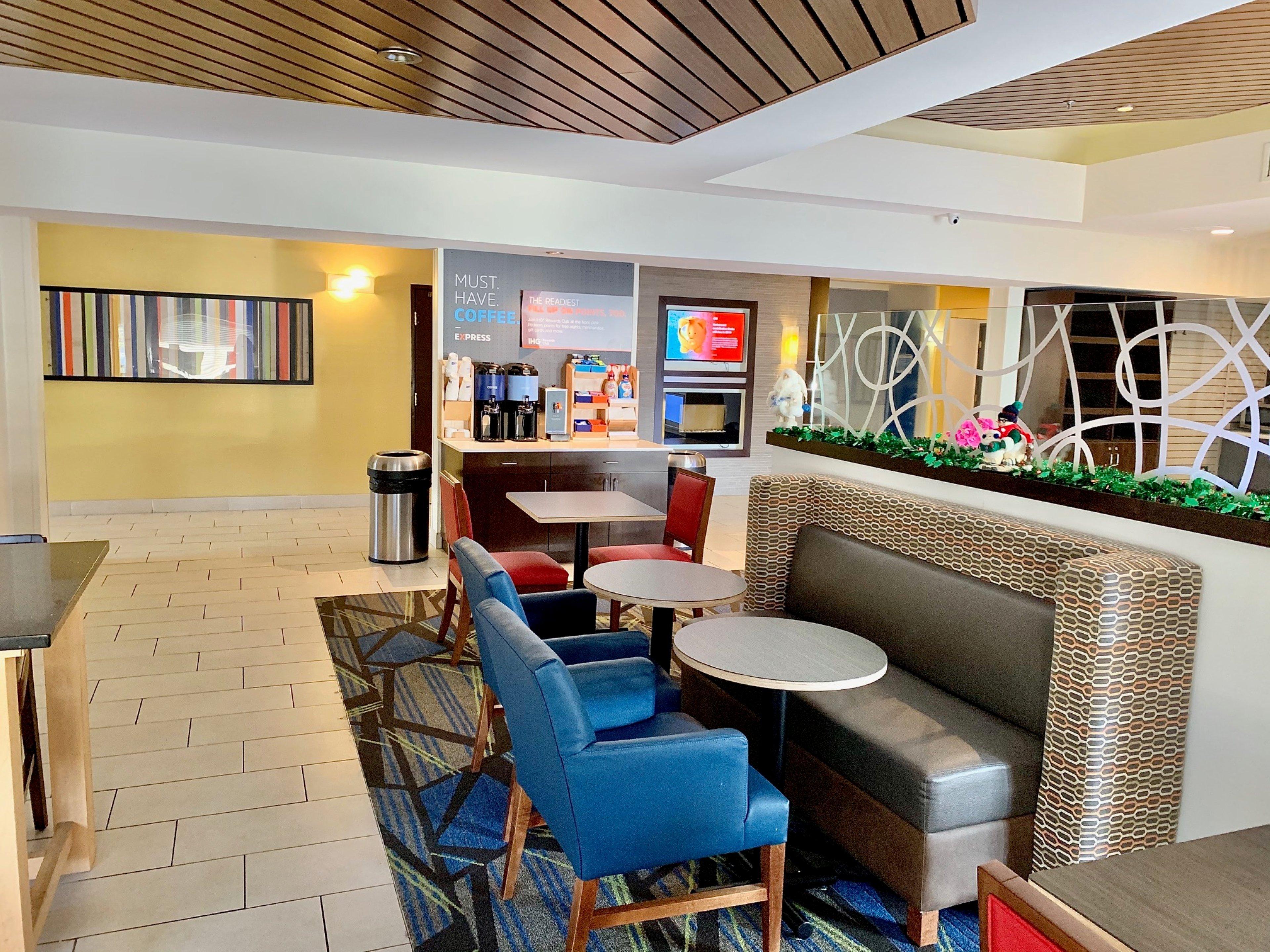 Holiday Inn Express & Suites Chicago-Libertyville By Ihg Exterior foto